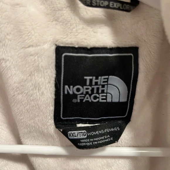 Winter jacket - Picture 2 of 3